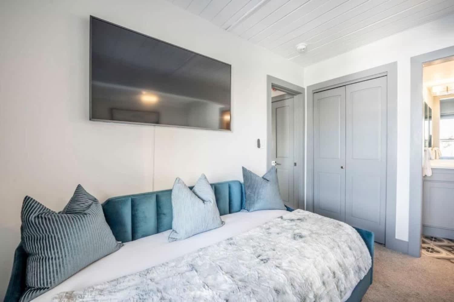 Renovated 2 Bedroom Condo W Hot Tub -Mountain Views! Сноумасс Виллидж Экстерьер фото